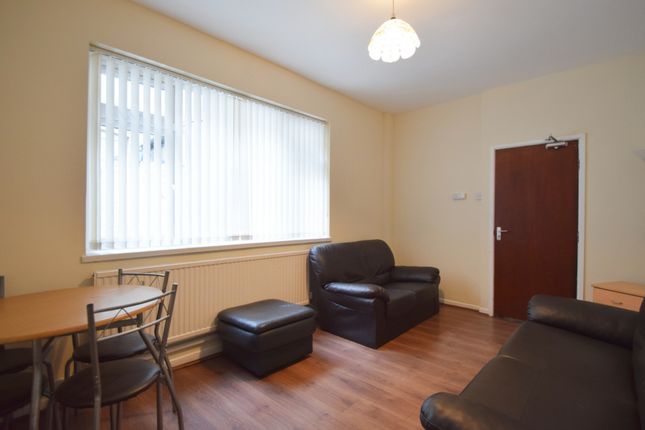 Cosmeston Street, Cardiff photo 2