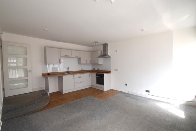 1, Shepherds Court, Cullompton photo 3