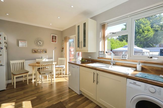 8, Luce Road, Wolverhampton photo 4
