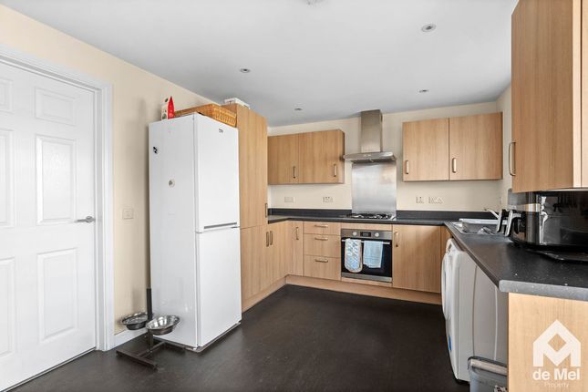 SHARED OWNSERSHIP 3,, Red Pippin Road, Cheltenham photo 2
