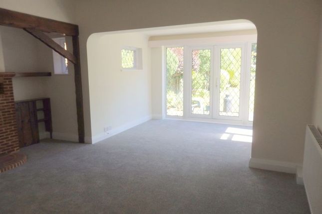 109, Newton Wood Road, Ashtead photo 3