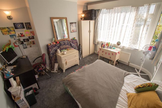 Ash Gardens, Leeds photo 2