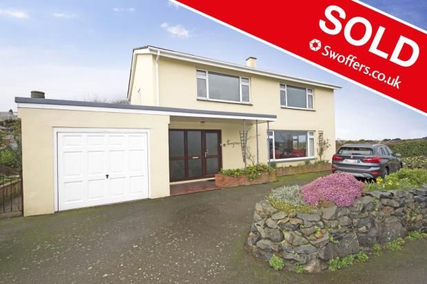 4 Bed Detached House For Sale In Rue De L Ecole Vale Guernsey