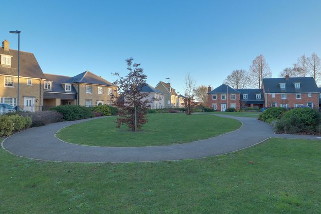 Town house for sale in Burling Way, Burwell