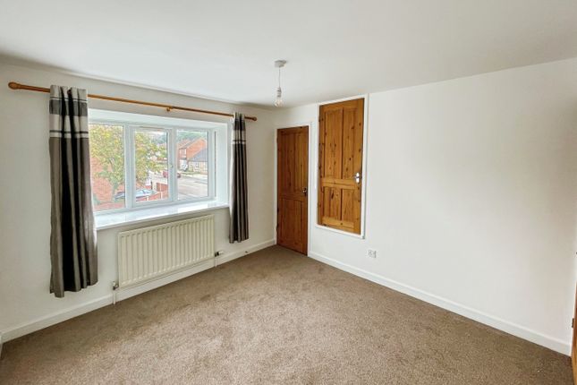 4, Sawyers Close, Newark photo 4