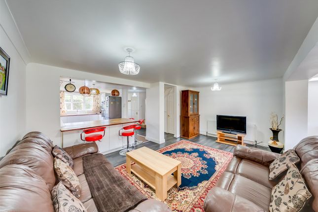 Darenth Park Avenue, Dartford photo 2