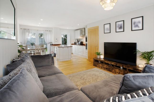 4, Parkers Road, Starcross photo 4