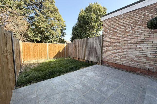 Ground Floor Flat, 169, Holland Road, London photo 3