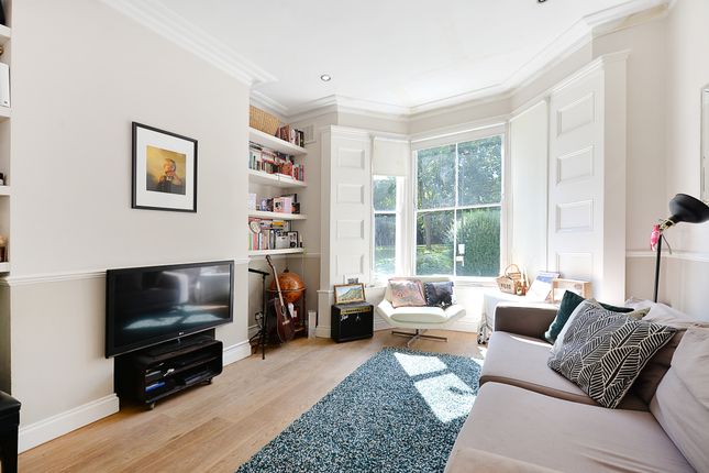 Flat to rent in Cadogan Terrace, London