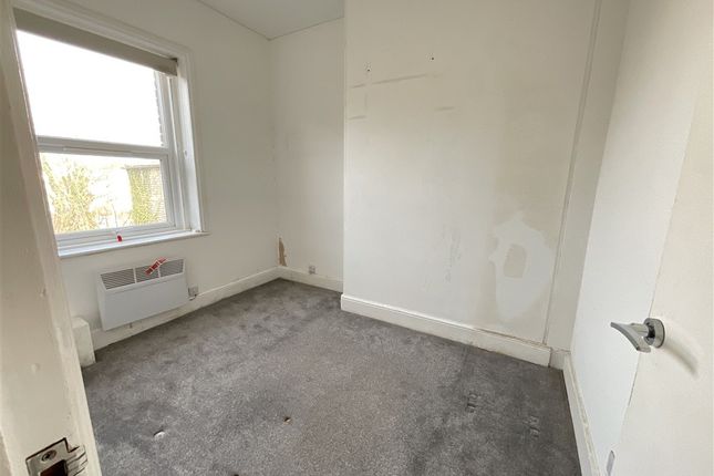 31, South Terrace, Littlehampton photo 3
