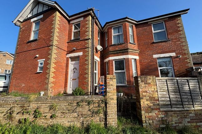 51, Swanmore Road, Ryde photo 2