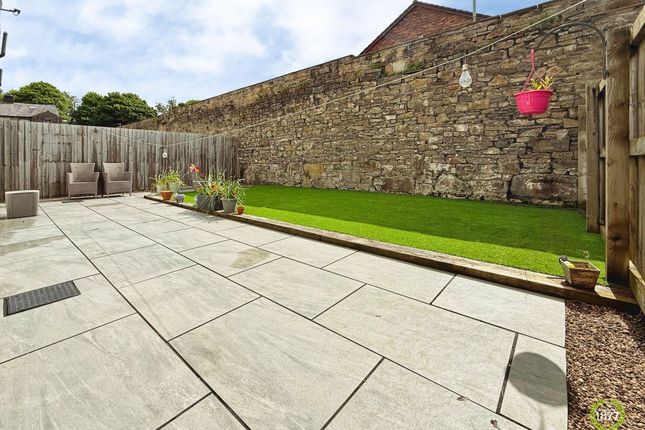 11 Balmoral Gardens, Darwen photo 4