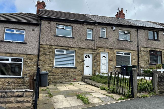 Thumbnail Town house for sale in Southmere Grove, Great Horton, Bradford