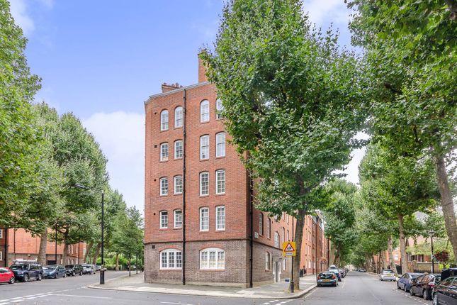 Thumbnail Flat to rent in Erasmus Street, Westminster, London