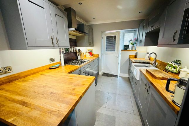 Bryncelyn House, Well Street, Llandysul photo 4