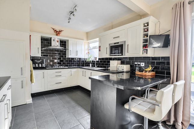 6, Cotrith Grove, Bristol photo 3