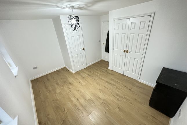 12, Sandycroft Avenue, Manchester photo 5