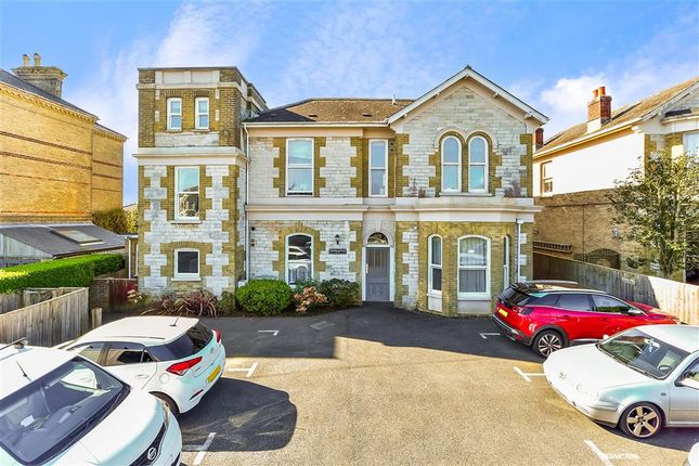Flat for sale in Partlands Avenue, Ryde, Isle Of Wight