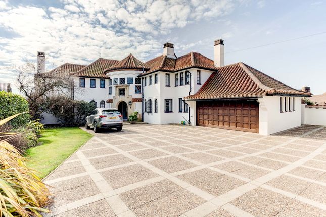 South Cliff Bexhill On Sea Tn39 5 Bedroom Detached House For