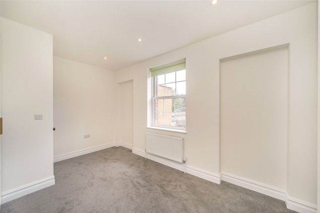 Flat A, 394, New Cross Road, London photo 4