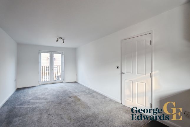 Apartment F6, Wallis House, Box Close, SWADLINCOTE photo 2