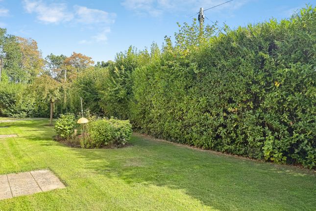 Flat 33, Oak Lodge,, New Road, Berkshire photo 4