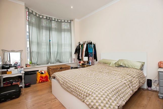 Flat 1, 39-41, Bank Street, Cornwall photo 4