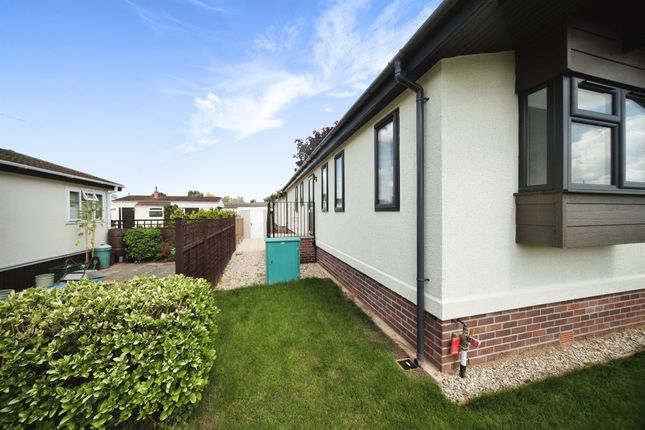 37a, Ivy House Park, Taunton photo 4