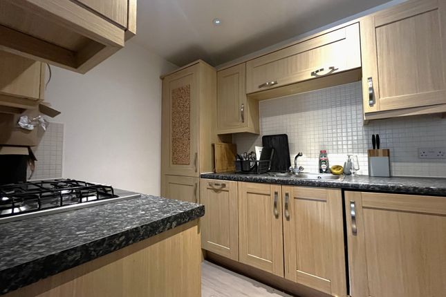 6, Beche House, Colchester photo 2