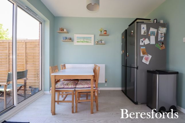 48, Birch Crescent, Essex photo 4