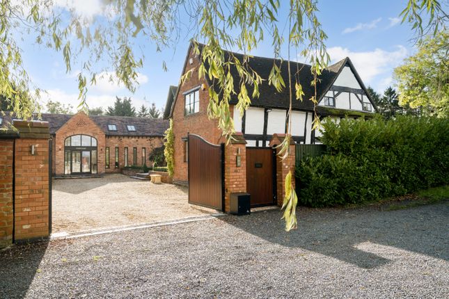 Detached house for sale in Mousley End, Warwick