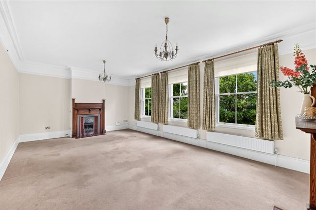 30A,, Kimbolton Road, Bedfordshire photo 2