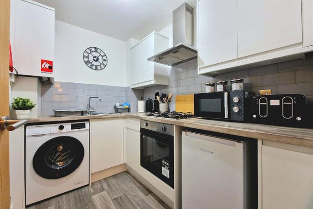 1 Edgar House, Bawtry Road, Doncaster photo 3