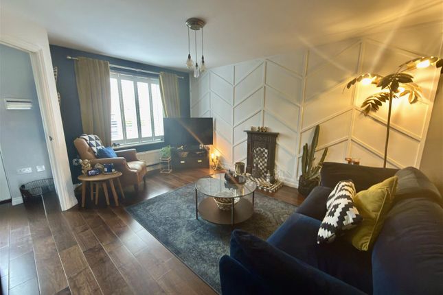 7, Barlby Drive, Darlington photo 2