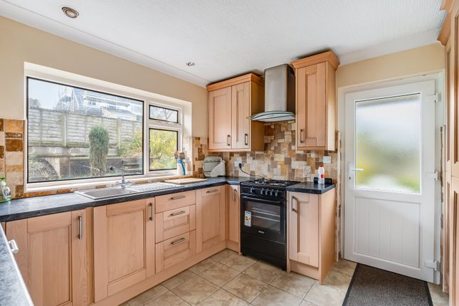 445, Colne Road, Barnoldswick photo 3