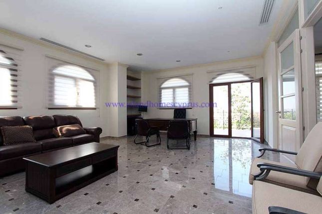 Detached house for sale in Φανός, Cyprus
