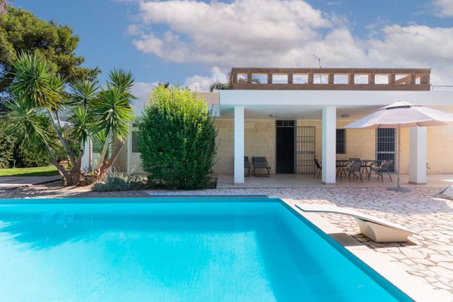 Villa for sale in Contrada San Lorenzo, Oria, Brindisi, Puglia, Italy