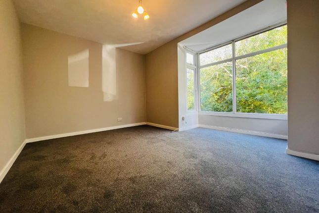 Flat 2, 8, Prince Of Wales Road,, Weymouth photo 3
