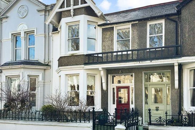 7 Queens Terrace