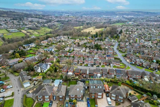 8, Clark Grove, Sheffield photo 2