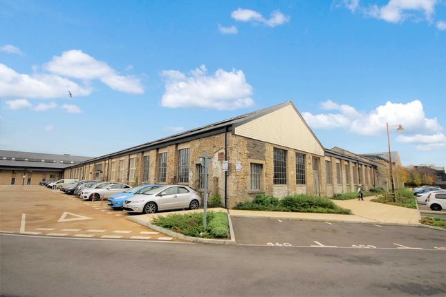 Flat for sale in Chain Testing House, Evening Star Lane, Heritage Plaza, Swindon
