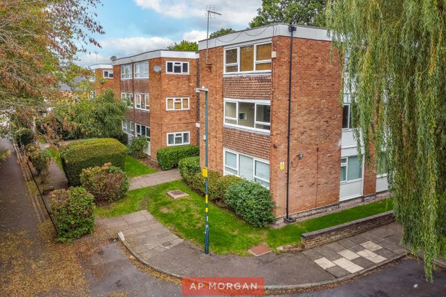 1-bed flat on Flat 5, Blossomfield Court,, Blossomfield Close, West Midlands, £100,000