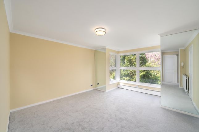 3, Pooles Lane, Chelsea photo 3