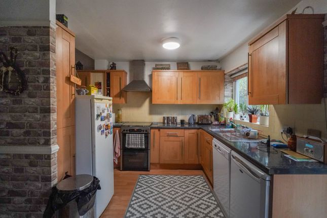 39, Jeffereys Crescent, Roby photo 4