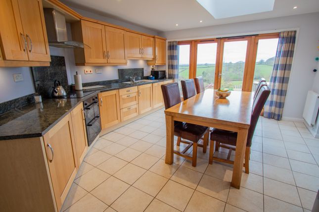 19 Woodmans Orchard, Talaton, Exeter photo 2