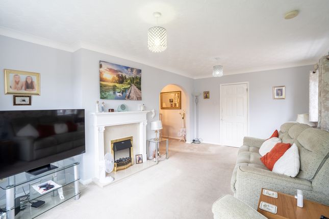 4 Jasmine Close, Goole photo 5