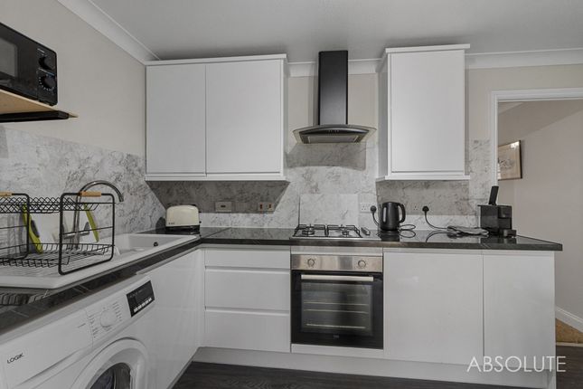 7, Kirkstead Close, Torquay, TQ2 photo 2