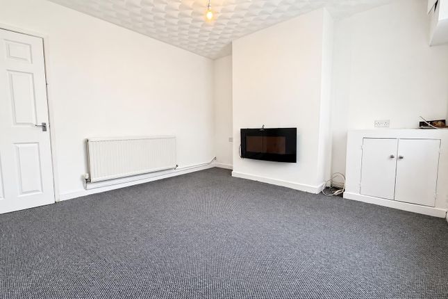 10, Carlton Street, Prescot photo 3