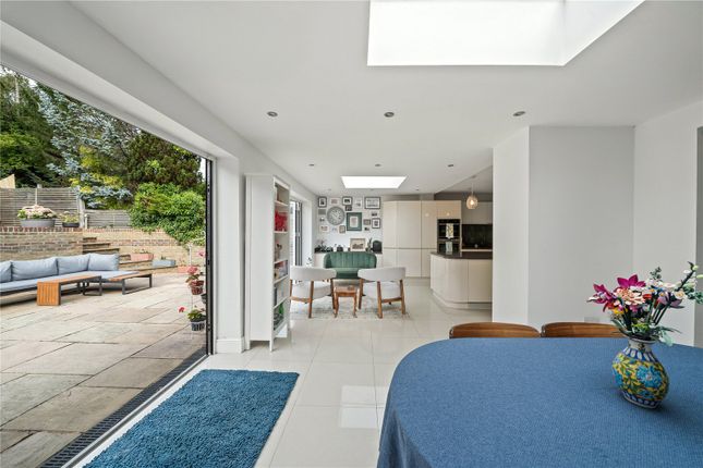 98, Hillside, Surrey photo 4