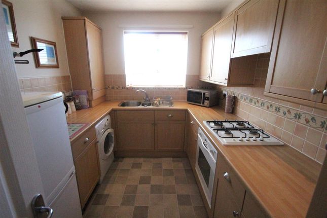 15, Blossom Close, Darlington photo 4